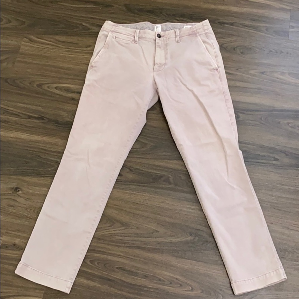 Men’s slim Gap Lavender Khakis